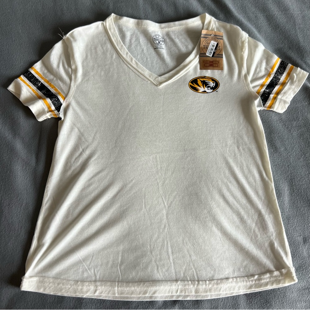 NCAA Missouri Tigers Women's V-Neck Cream T-Shirt S
